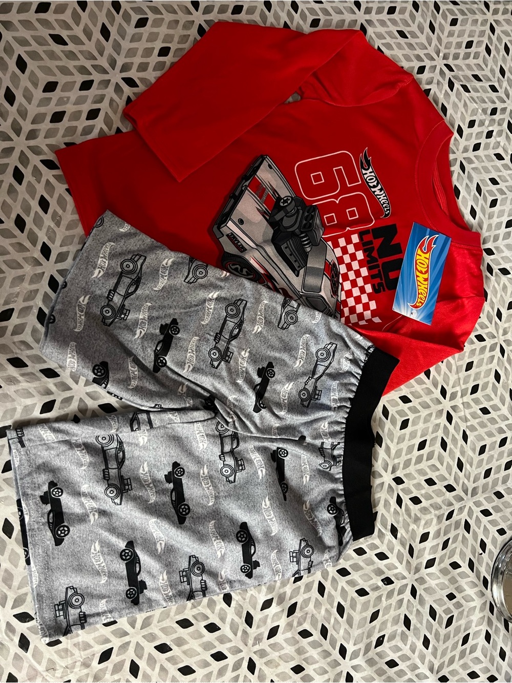 Hot Wheels Red & Gray Boys Pajama Set with Race Car Print